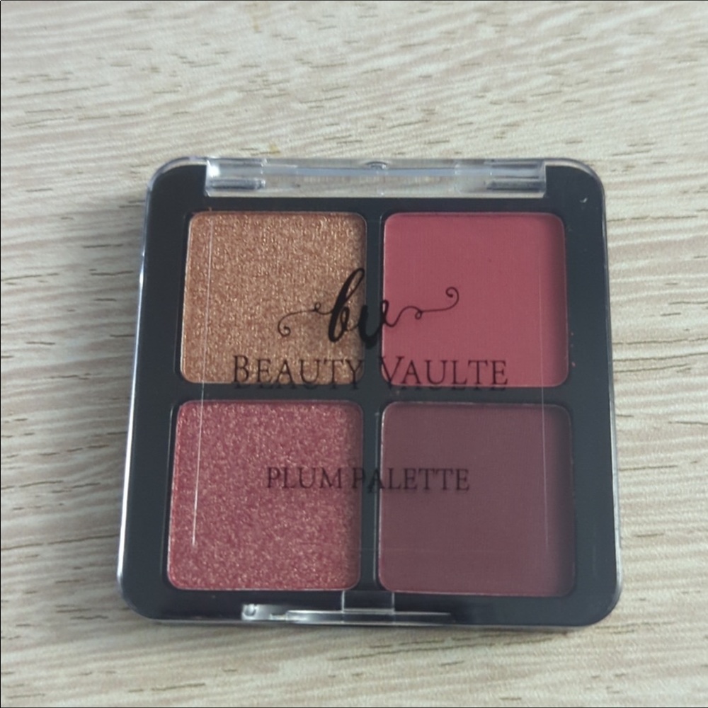 Makeup Bundle - Face - Picture 6 of 15